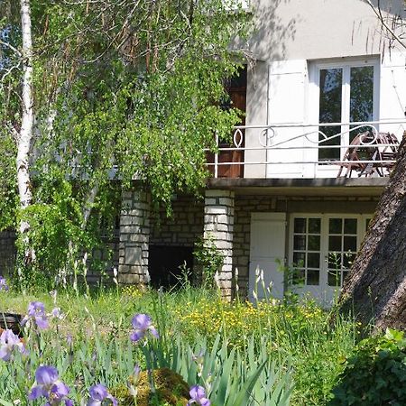 Bed and Breakfast Au Catalpa La Chapelle-Faucher Esterno foto